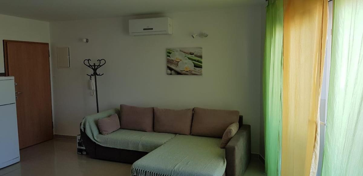 Abc Apartmani Vrsi Exterior photo